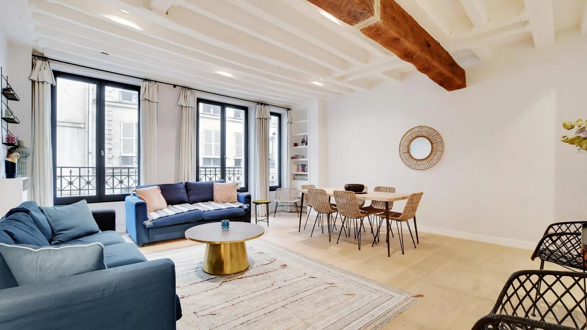 Pick A Flat'S Apartment In Palais Royal - Rue De Richelieu Paris France