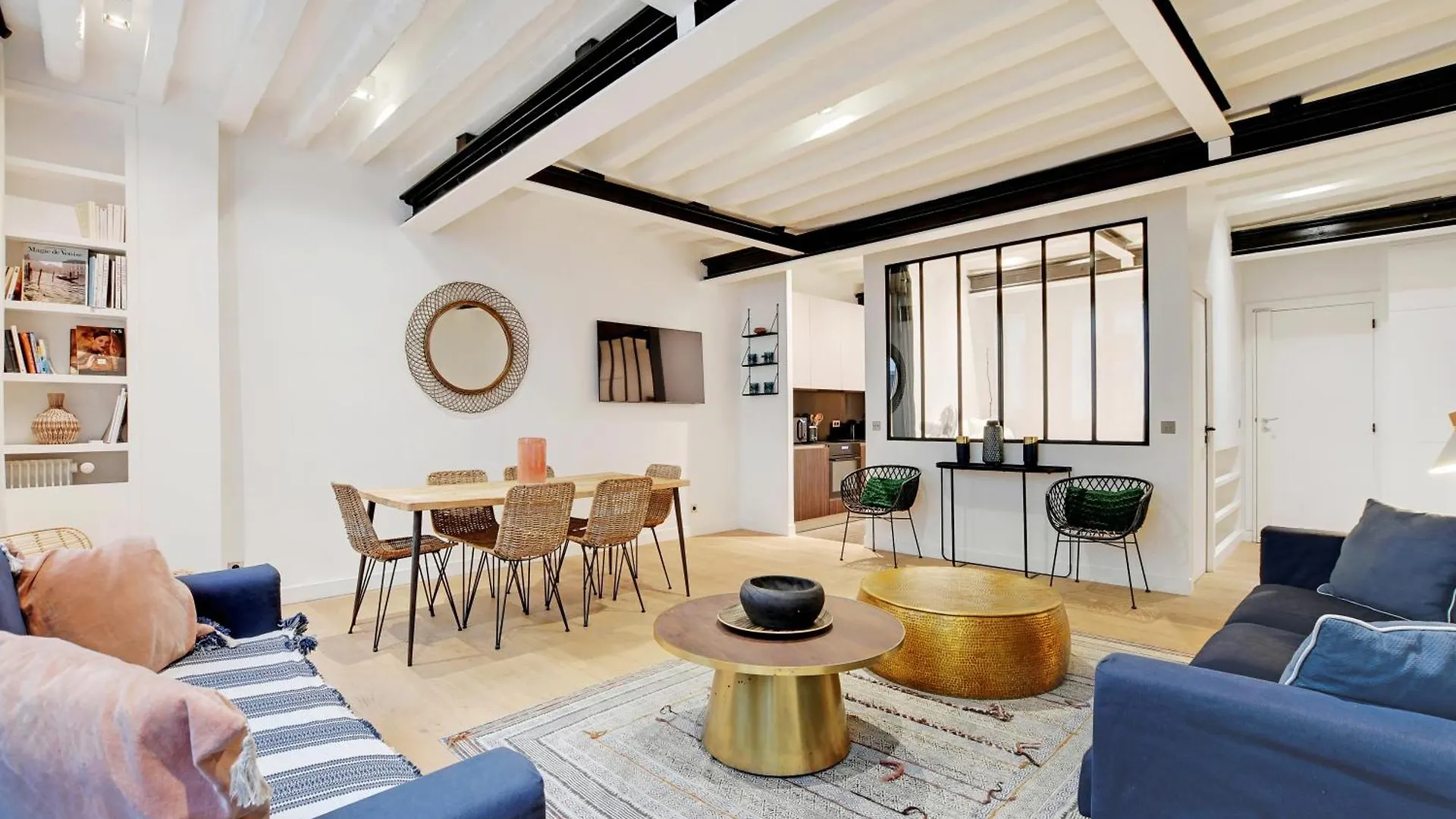 Pick A Flat'S Apartment In Palais Royal - Rue De Richelieu Paris